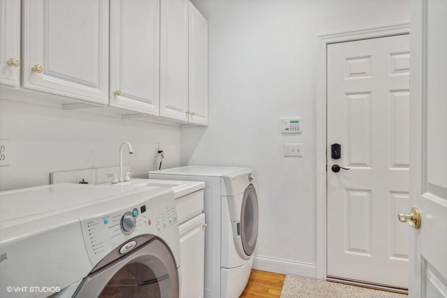 3300 3292 S Lakeshore Drive, St. Joseph