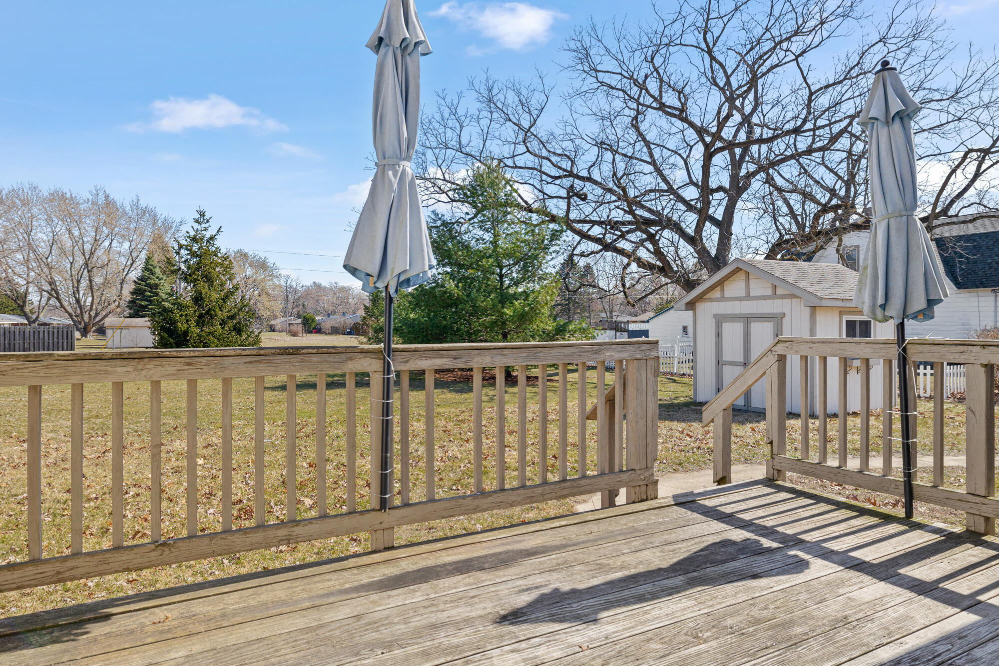 4423 N Roosevelt Road