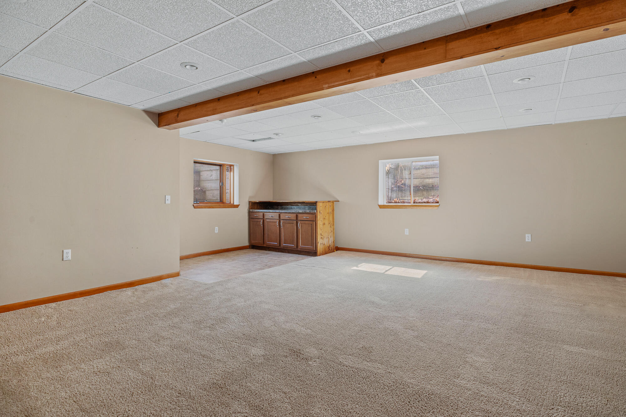 4423 N Roosevelt Road