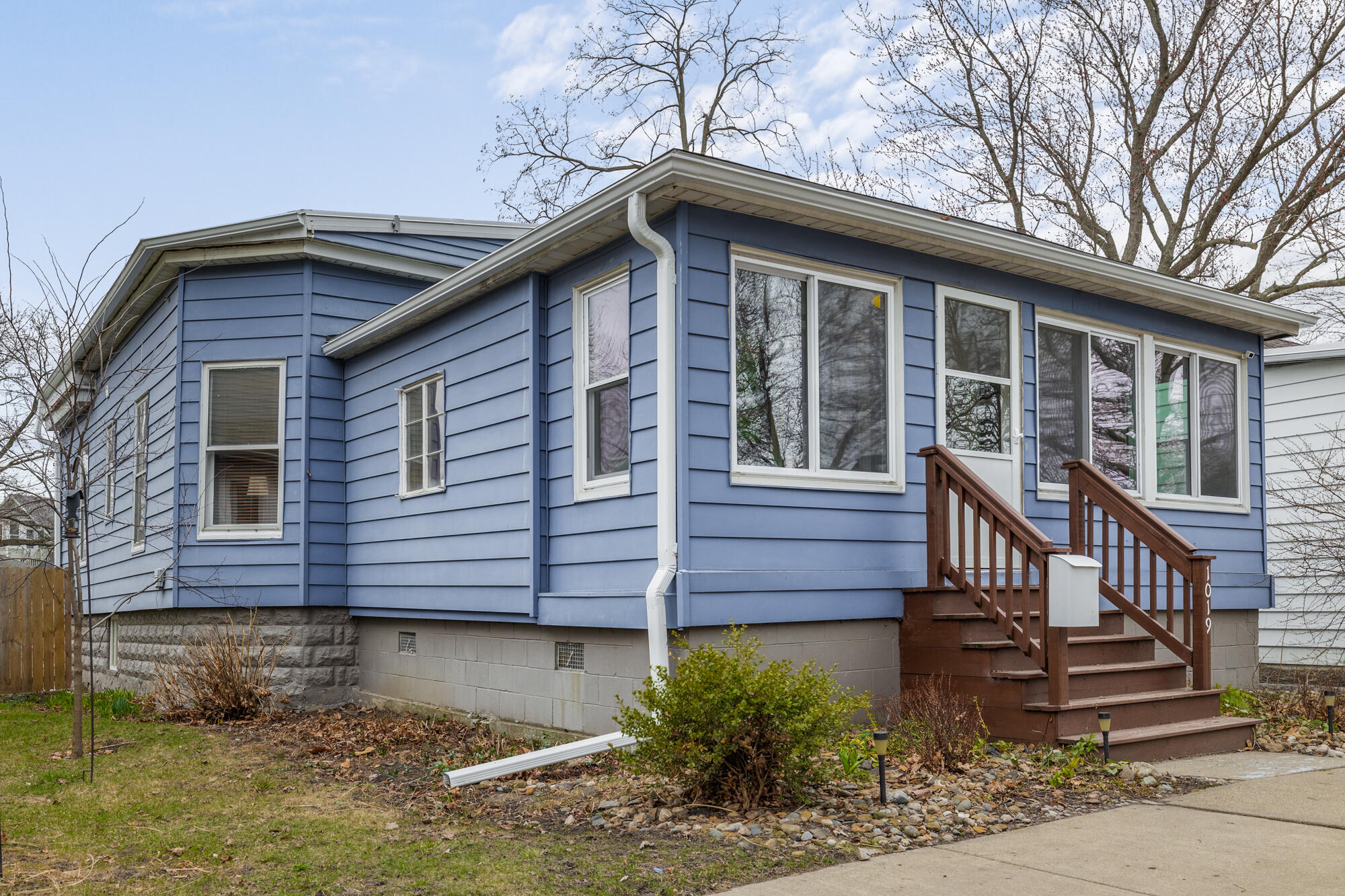 1019 Church Street, St. Joseph