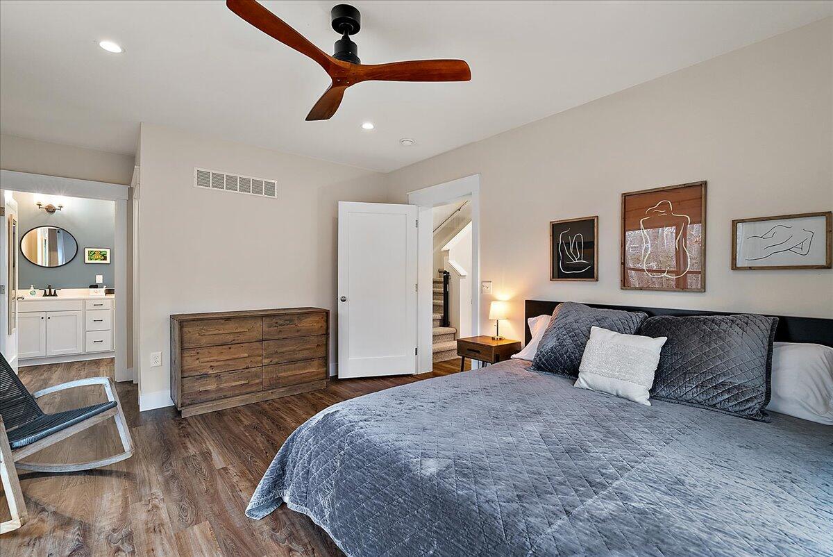 4150 Comanche Trail