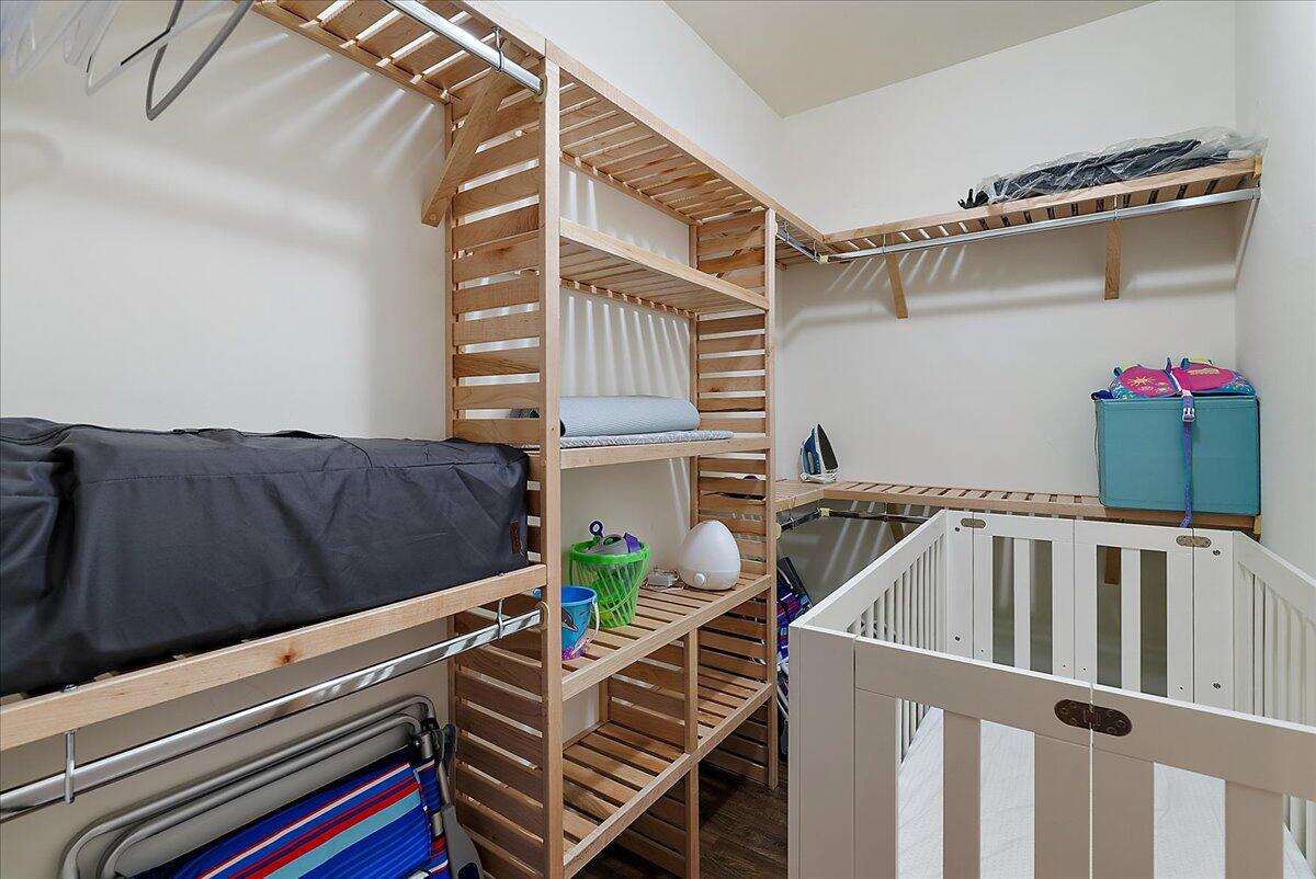 4150 Comanche Trail