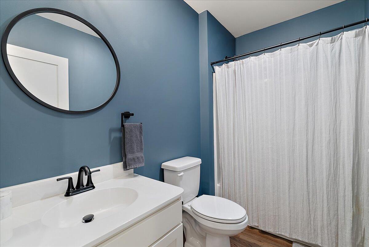 4150 Comanche Trail