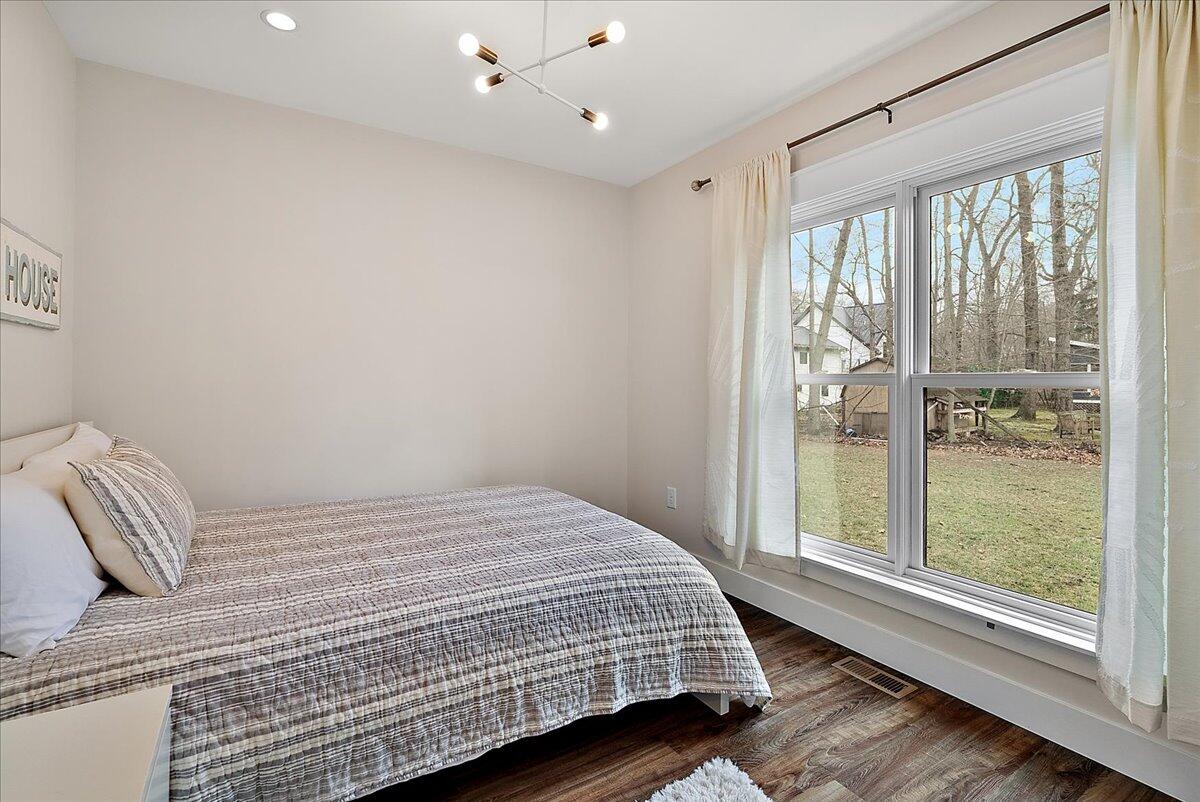 4150 Comanche Trail