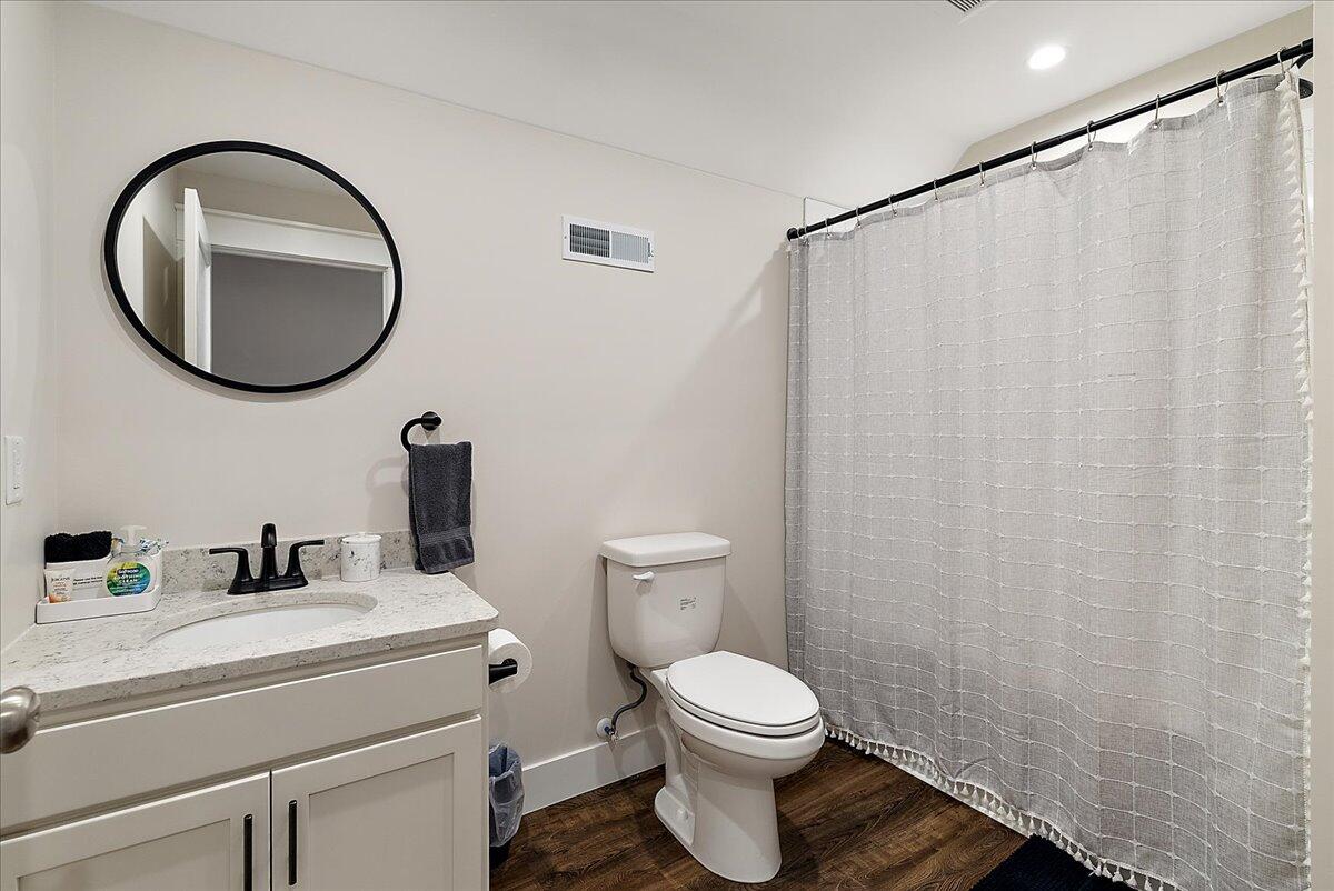 4150 Comanche Trail