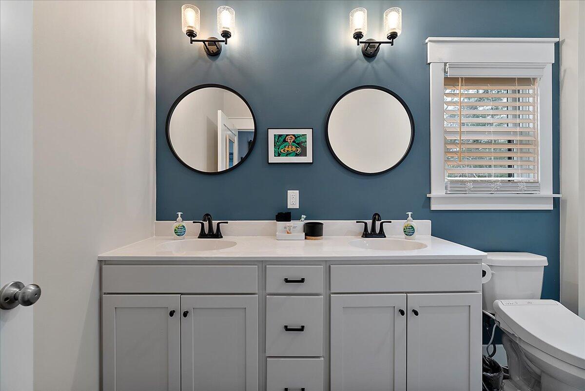4150 Comanche Trail