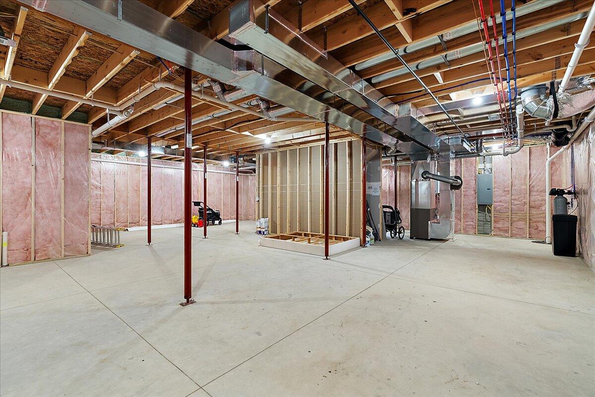 4150 Comanche Trail