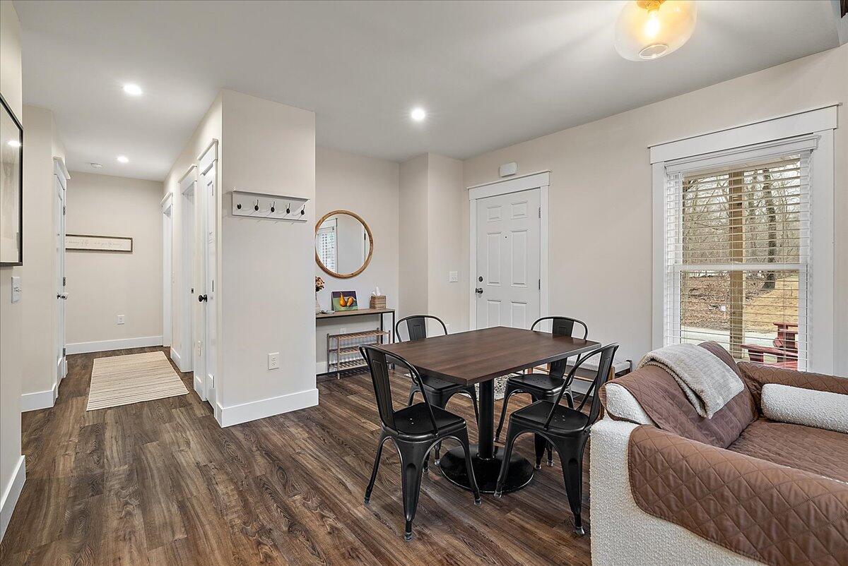 4150 Comanche Trail