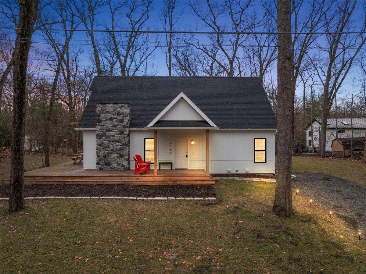 4150 Comanche Trail