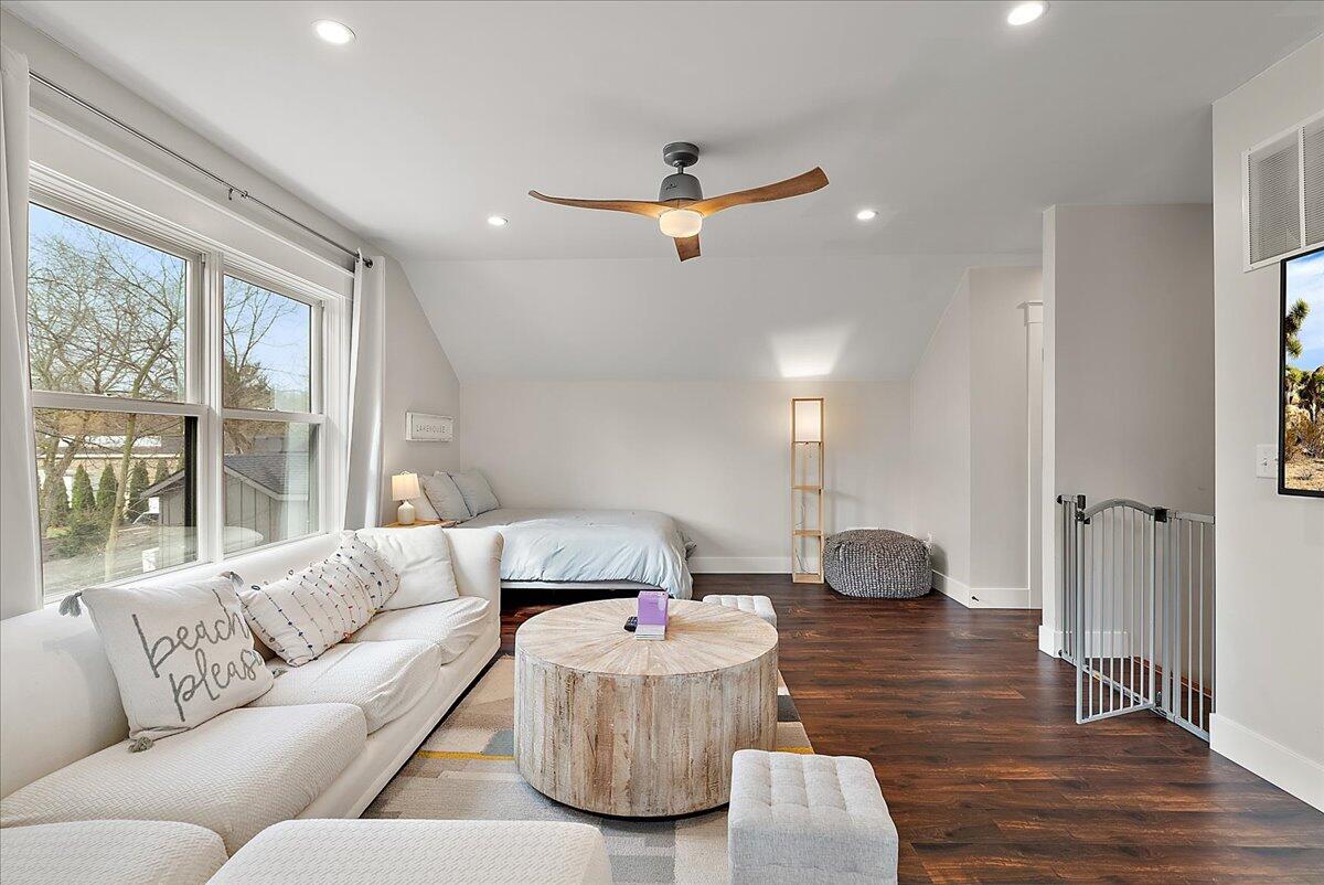 16325 Stones Throw Lane