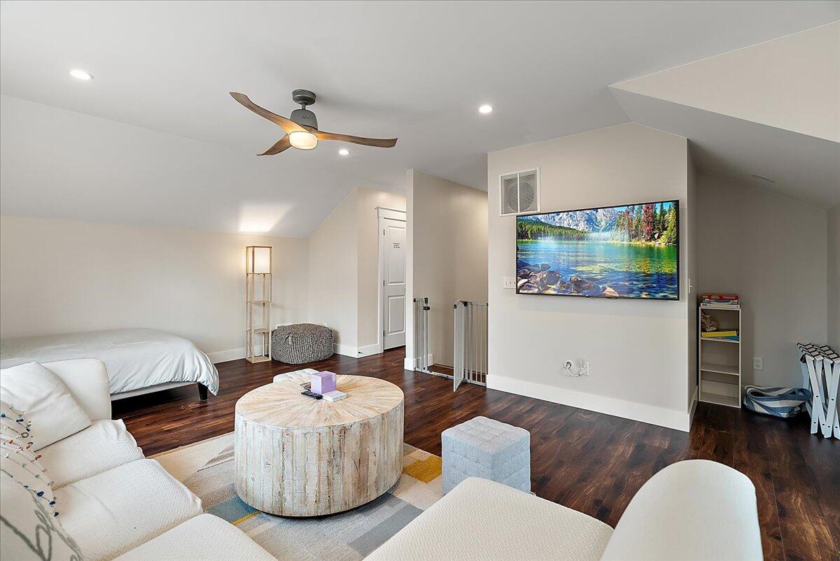 16325 Stones Throw Lane
