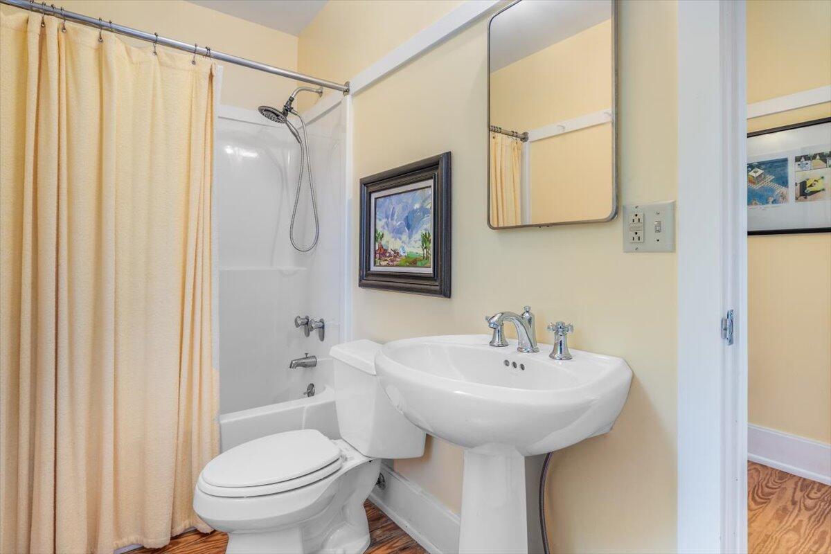 10 Camp Madron Road, 10