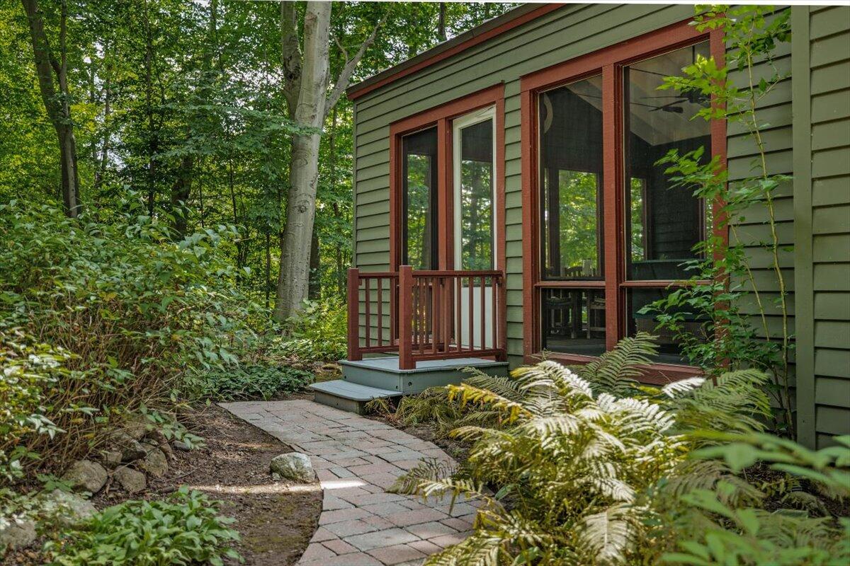 10 Camp Madron Road, 10