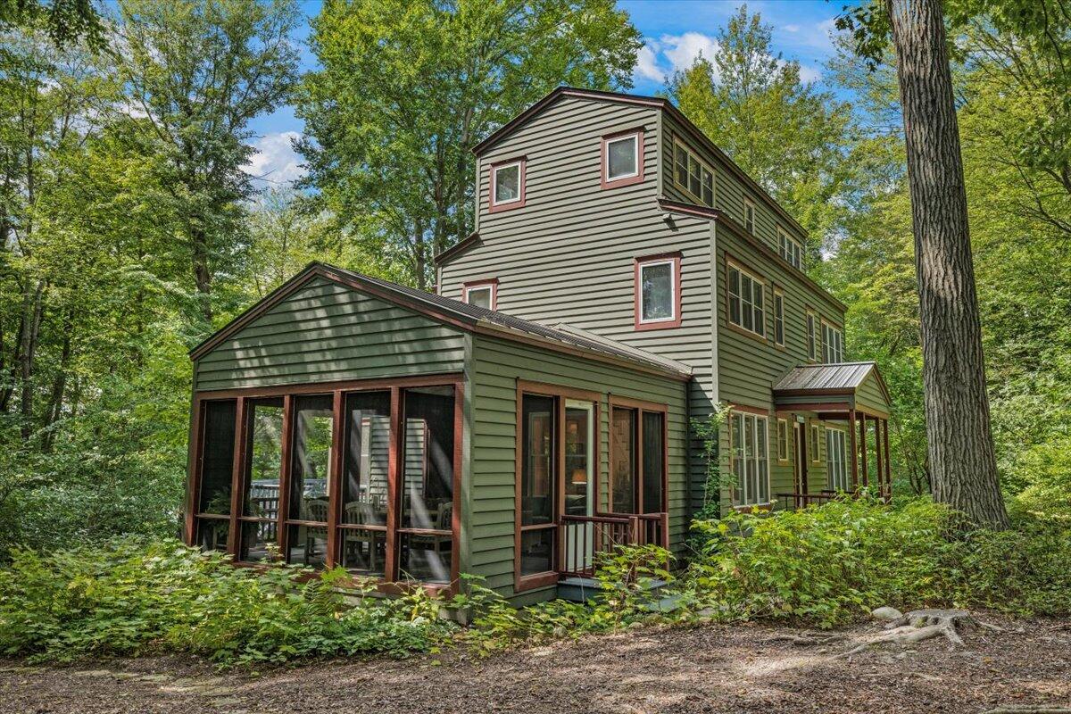 10 Camp Madron Road, 10
