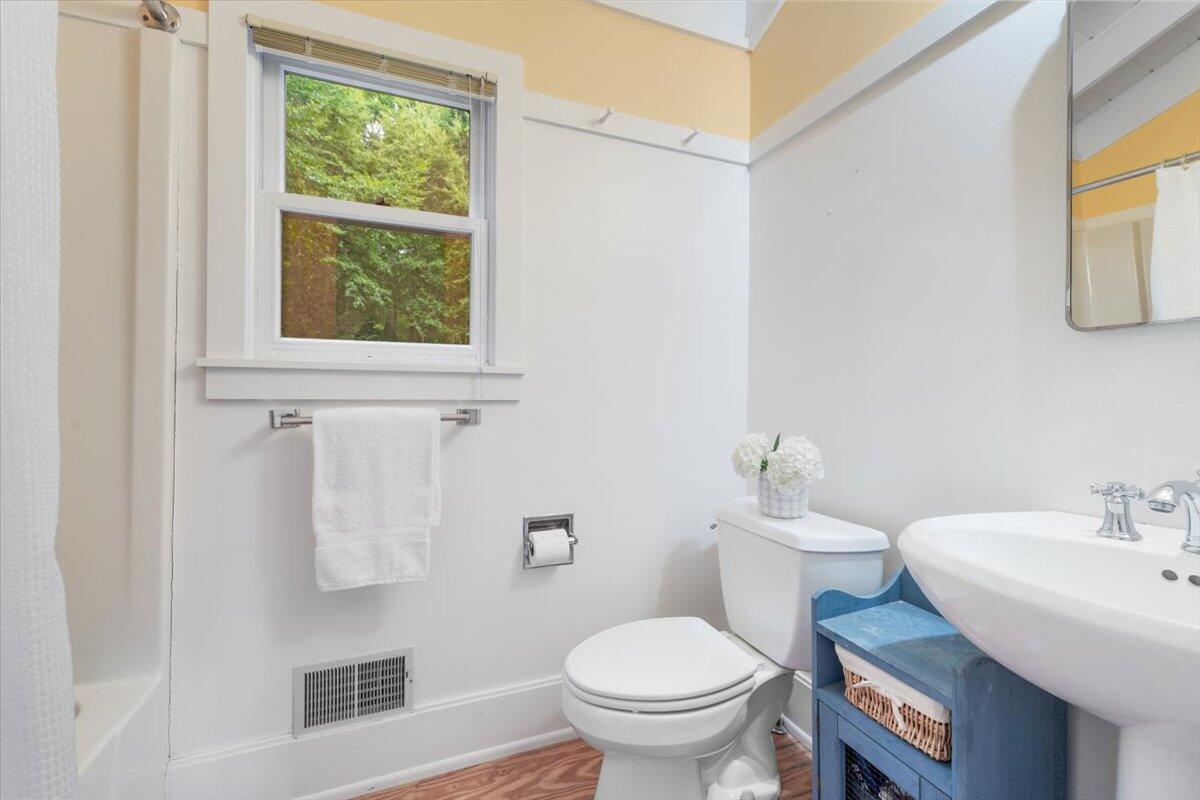 10 Camp Madron Road, 10