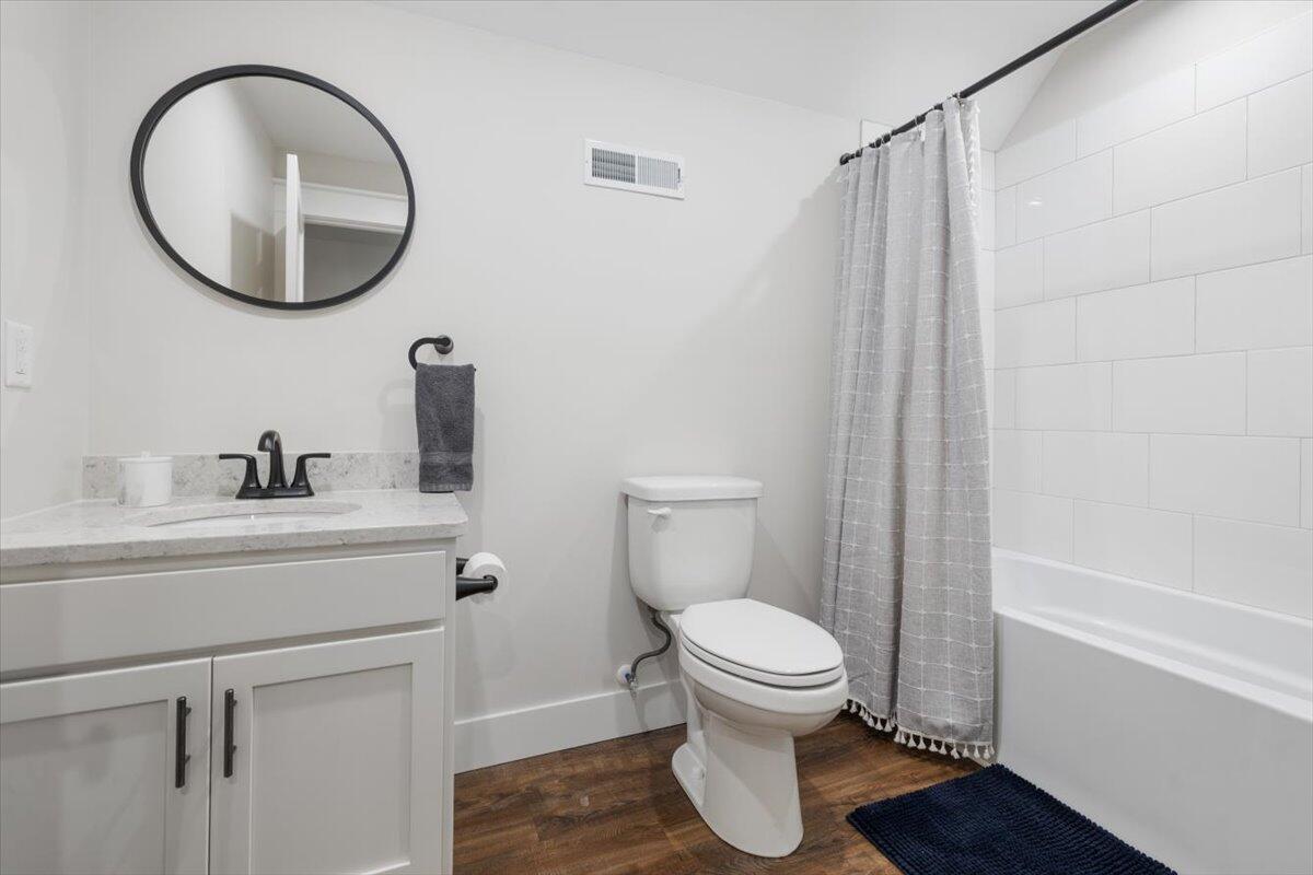 4150 Comanche Trail