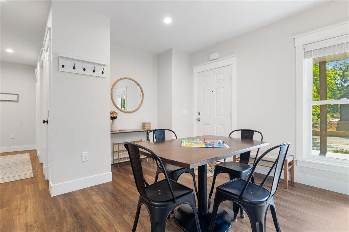 4150 Comanche Trail
