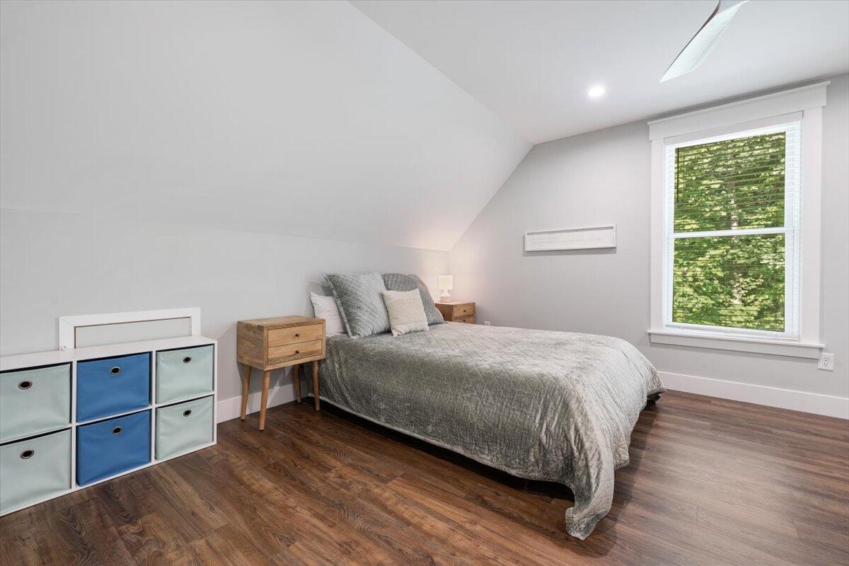 4150 Comanche Trail