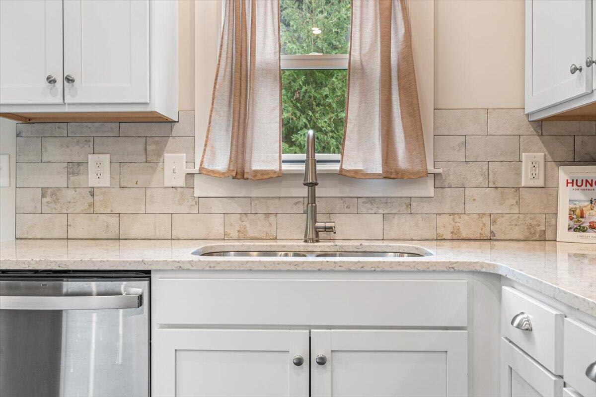 16325 Stones Throw Lane