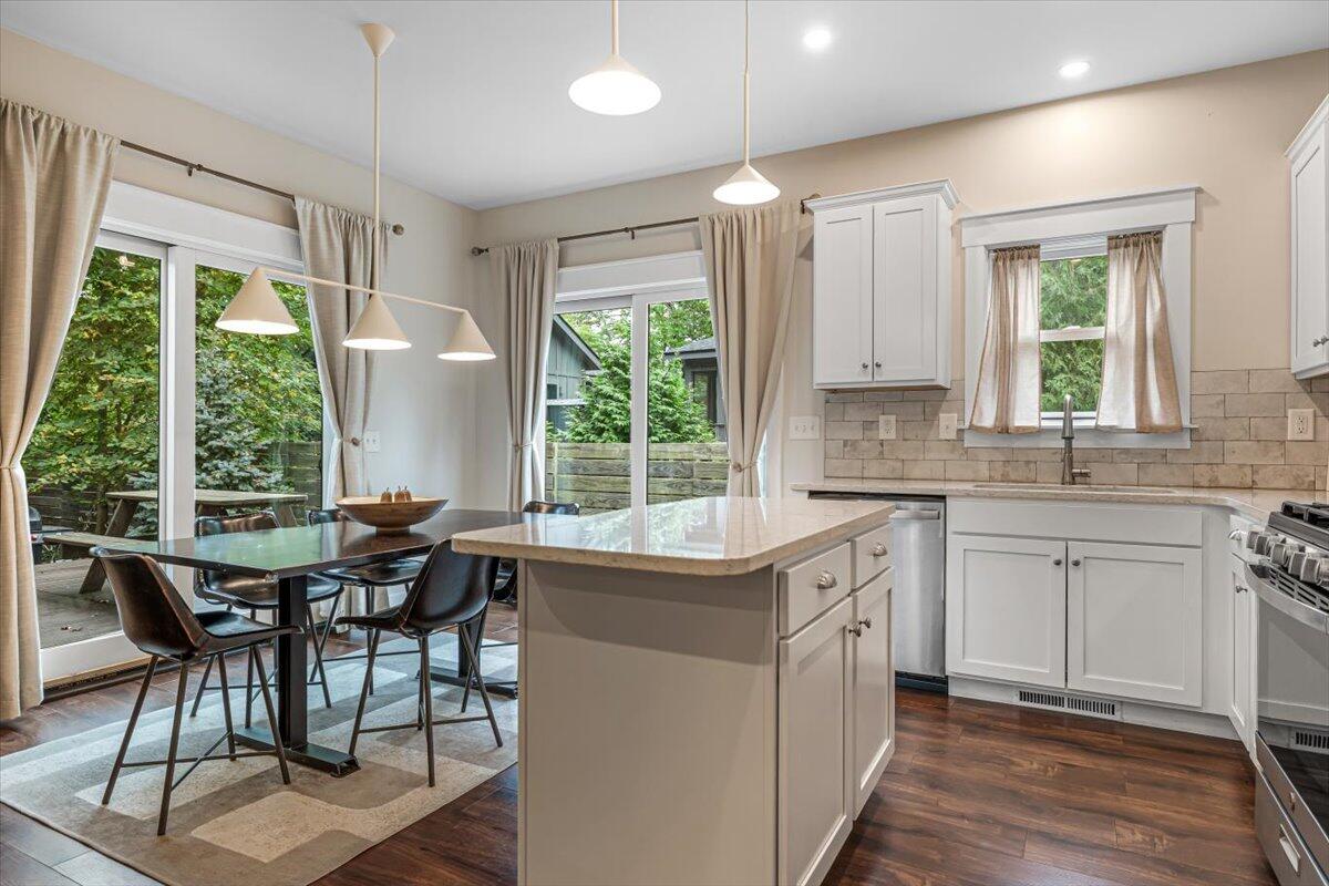 16325 Stones Throw Lane