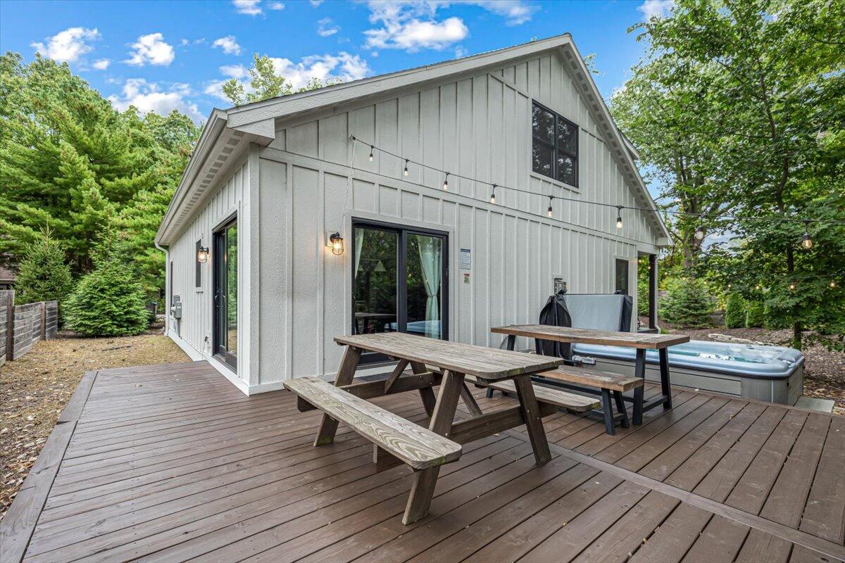 16325 Stones Throw Lane