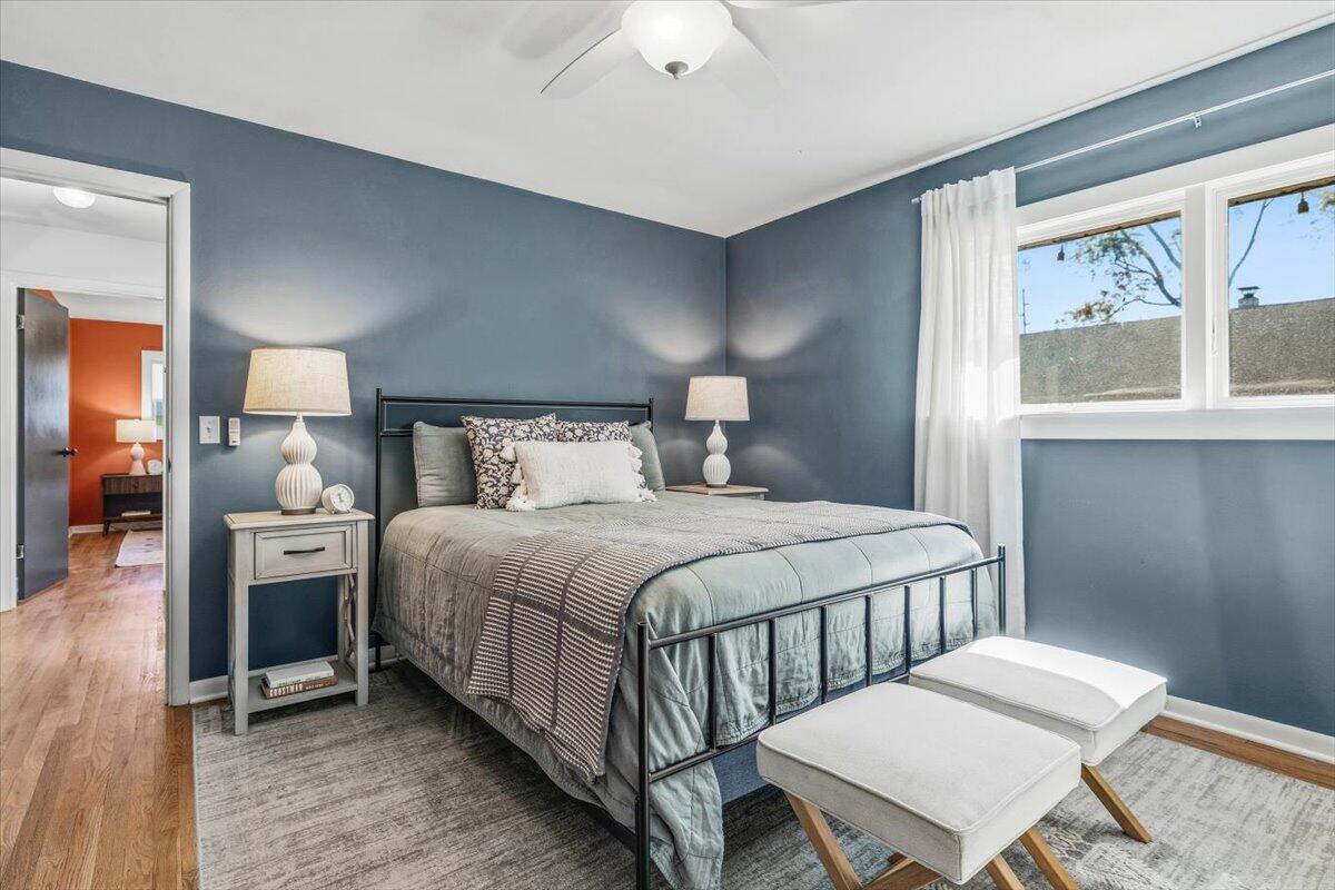 112 Butternut Street, Three Oaks