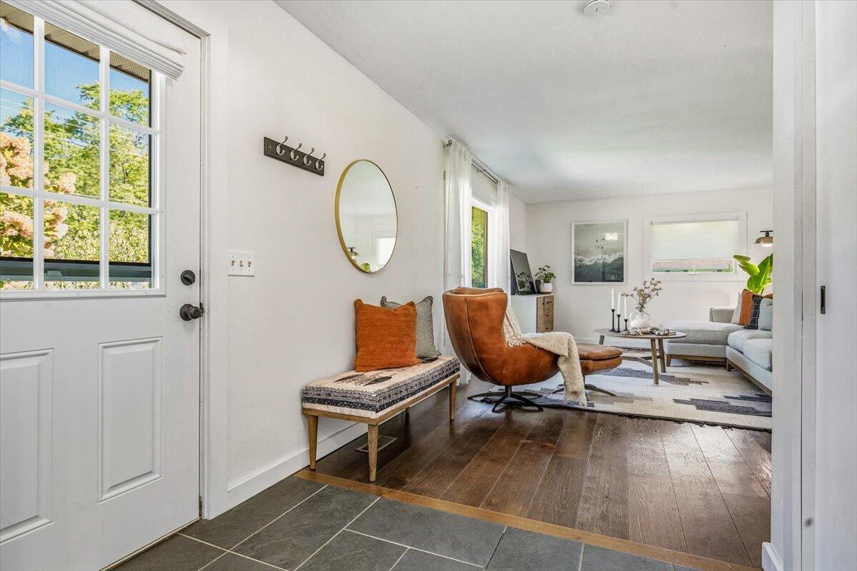 112 Butternut Street, Three Oaks