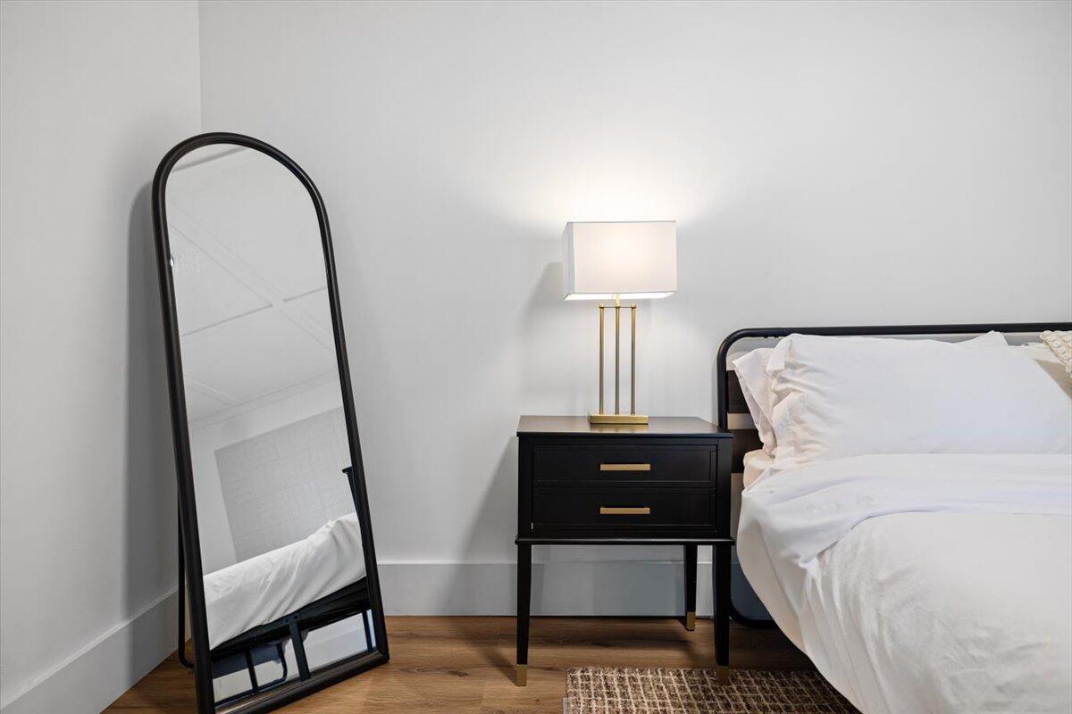 101 Sycamore Street E