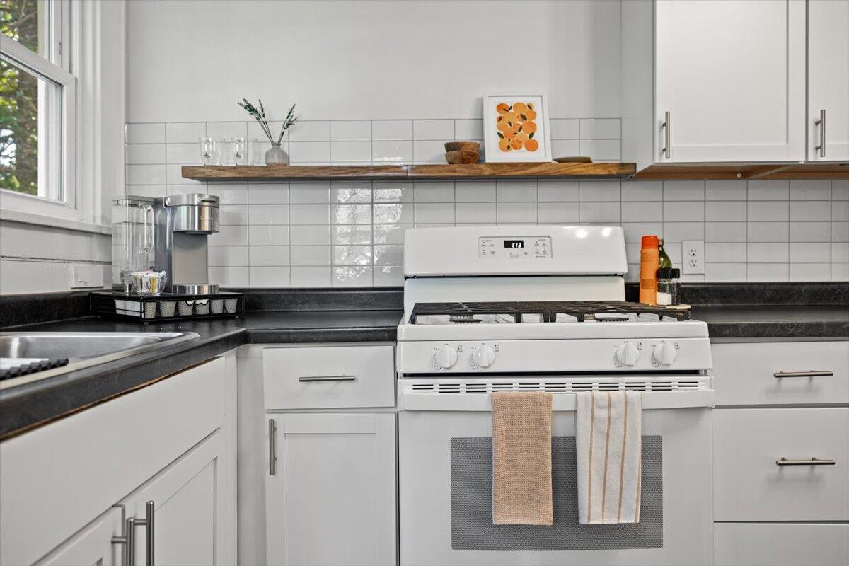 101 Sycamore Street E