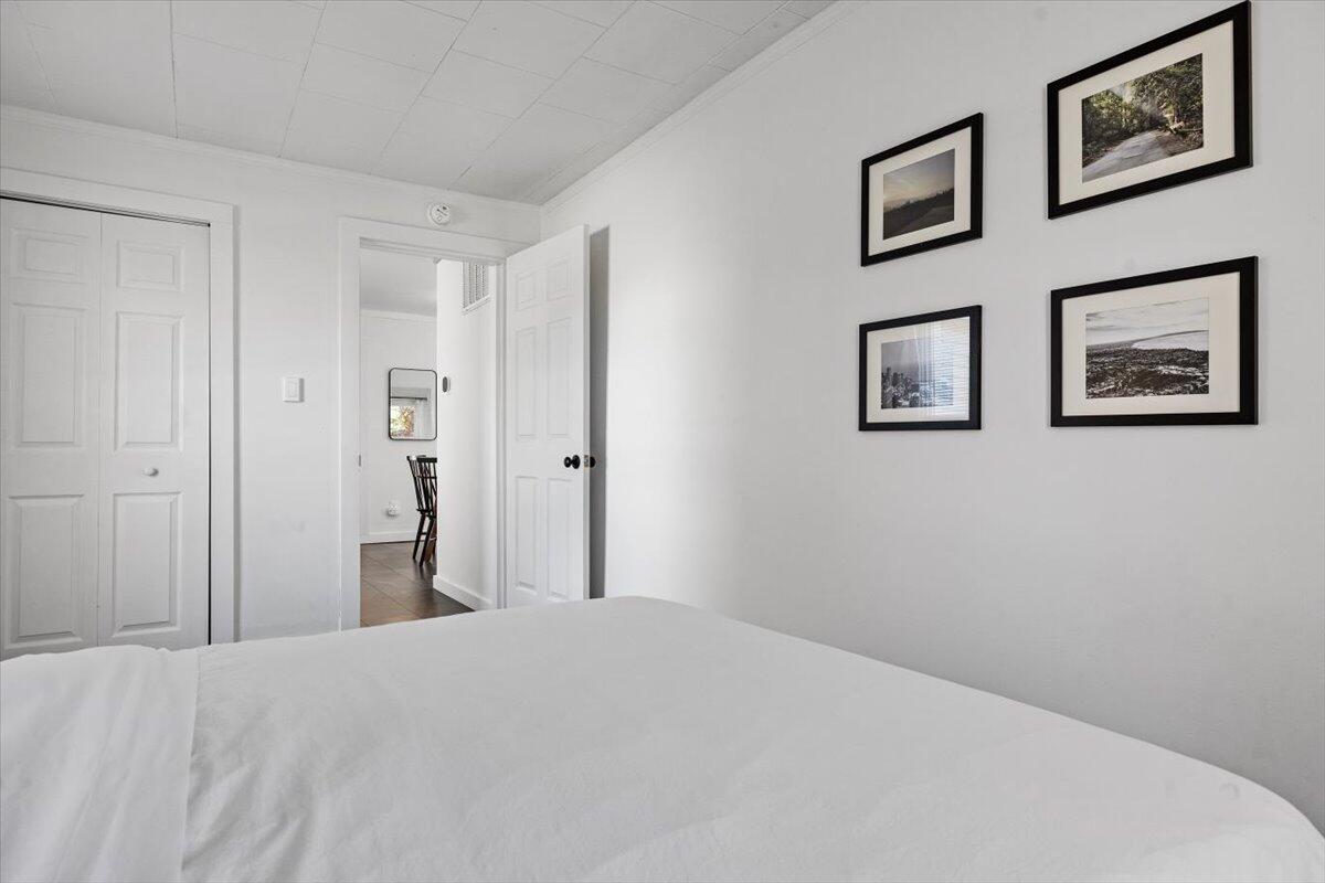 101 Sycamore Street E