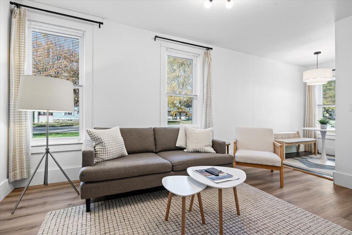 101 Sycamore Street E