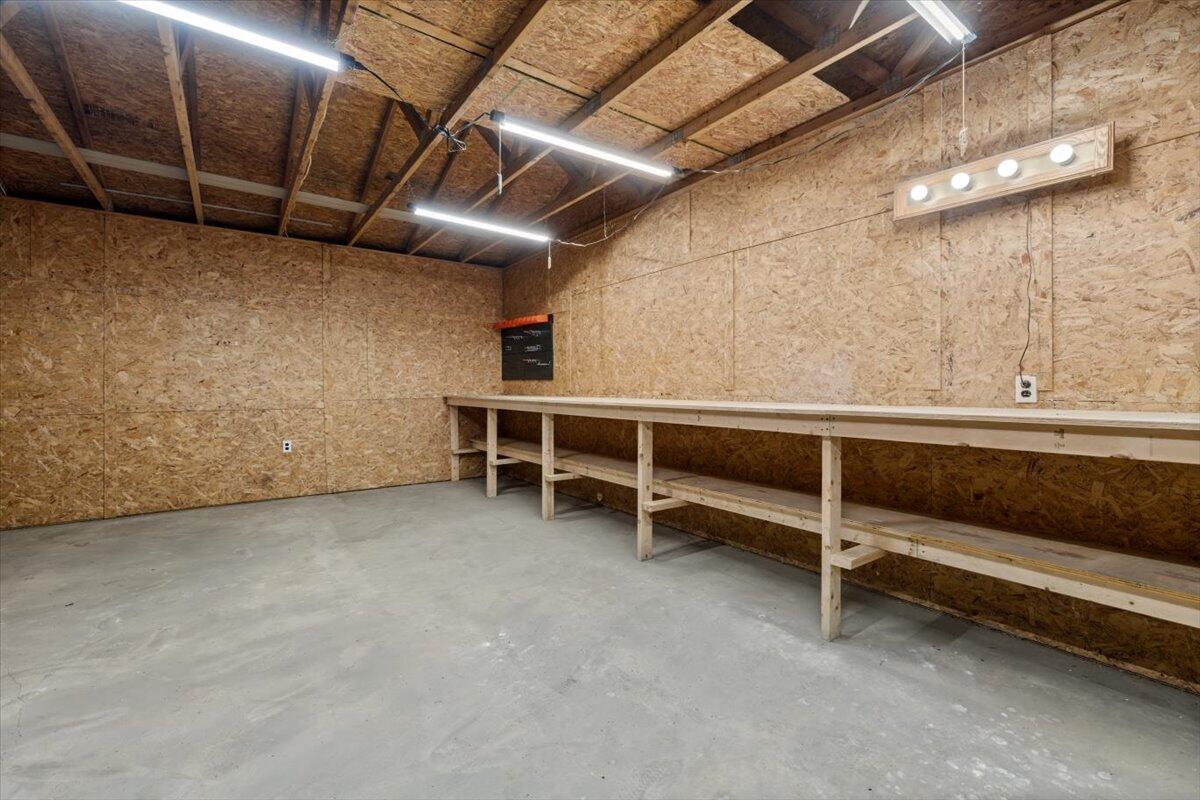 12980 Crestview Drive