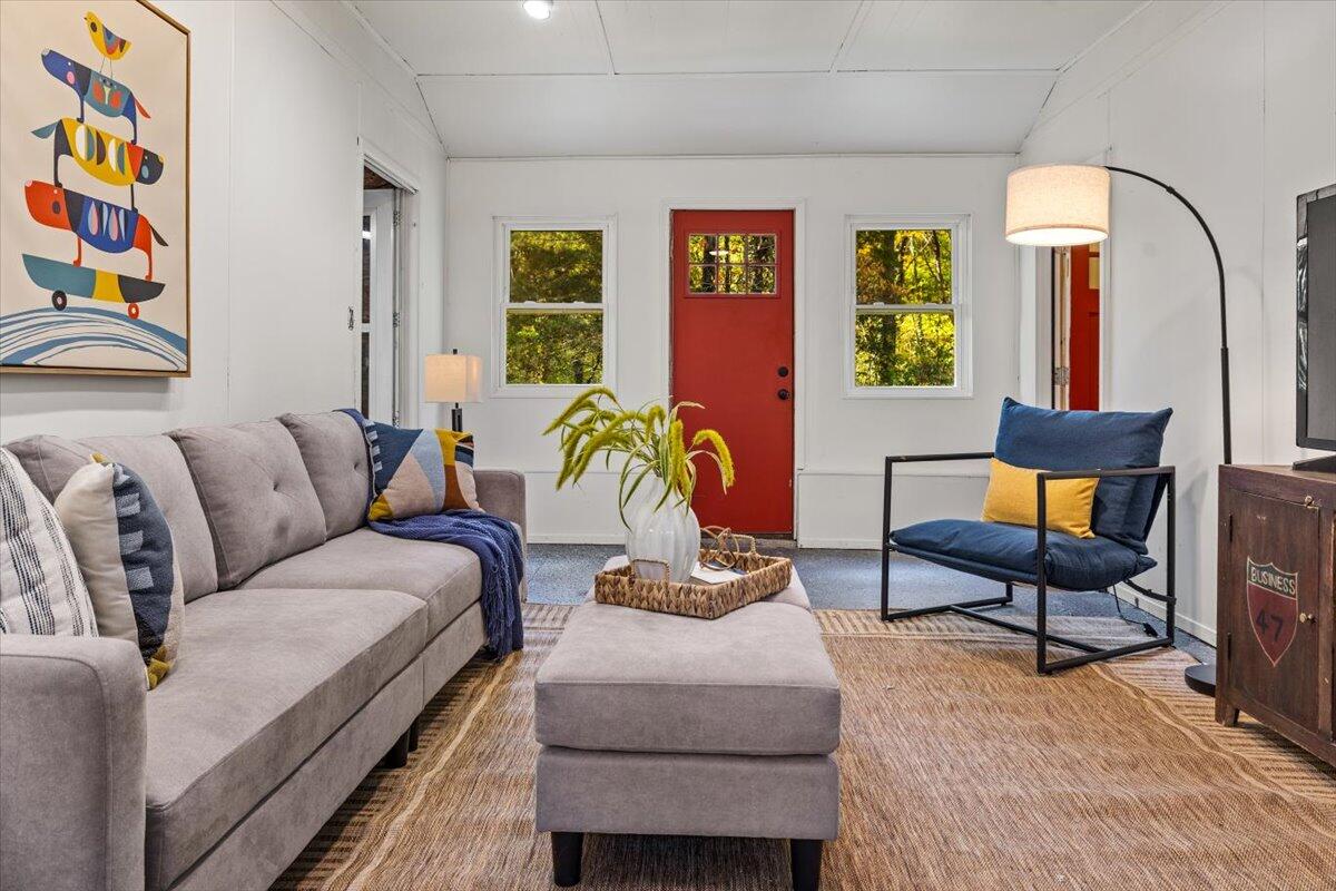 12980 Crestview Drive