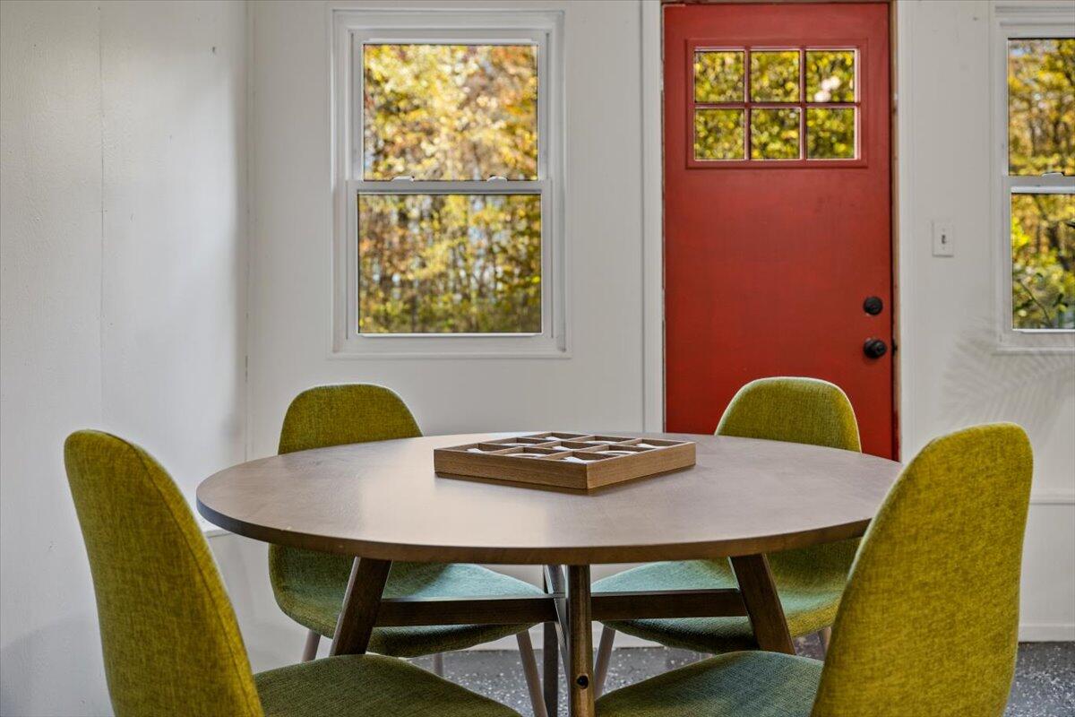 12980 Crestview Drive