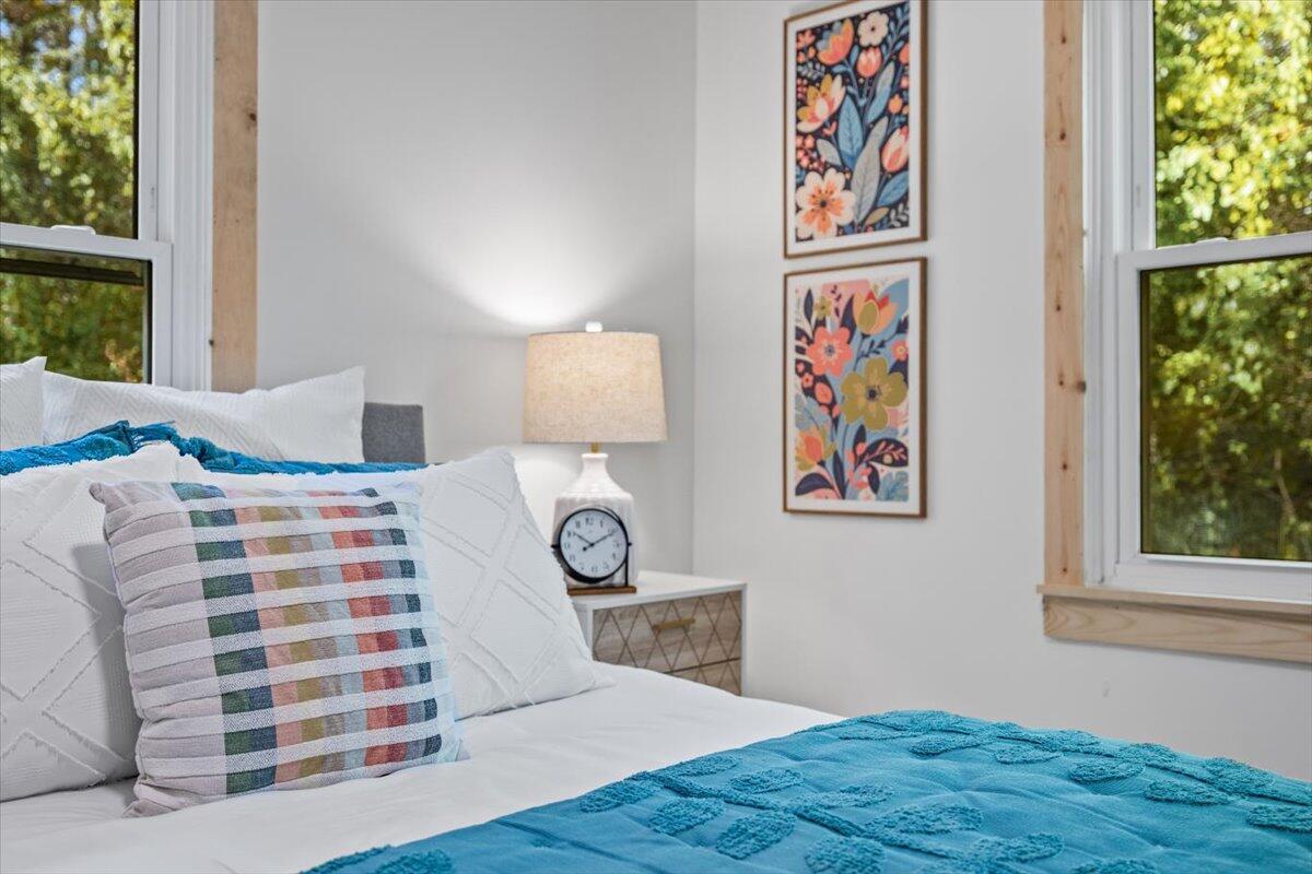 12980 Crestview Drive