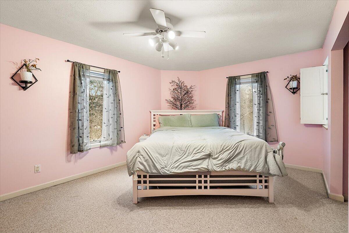 1491 Country Knoll Place, St. Joseph