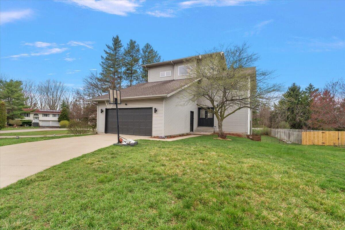 1491 Country Knoll Place, St. Joseph