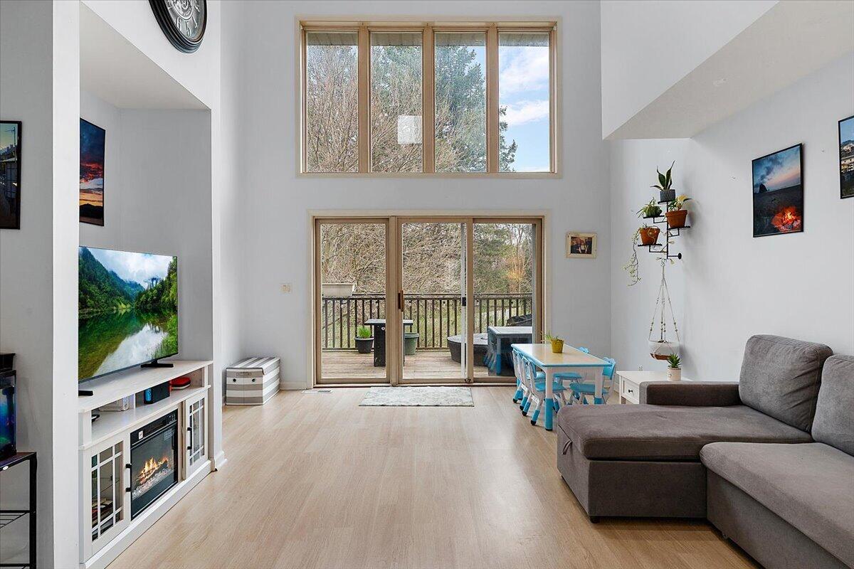 1491 Country Knoll Place, St. Joseph