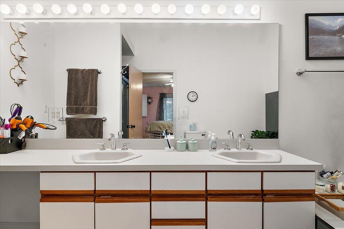 1491 Country Knoll Place, St. Joseph