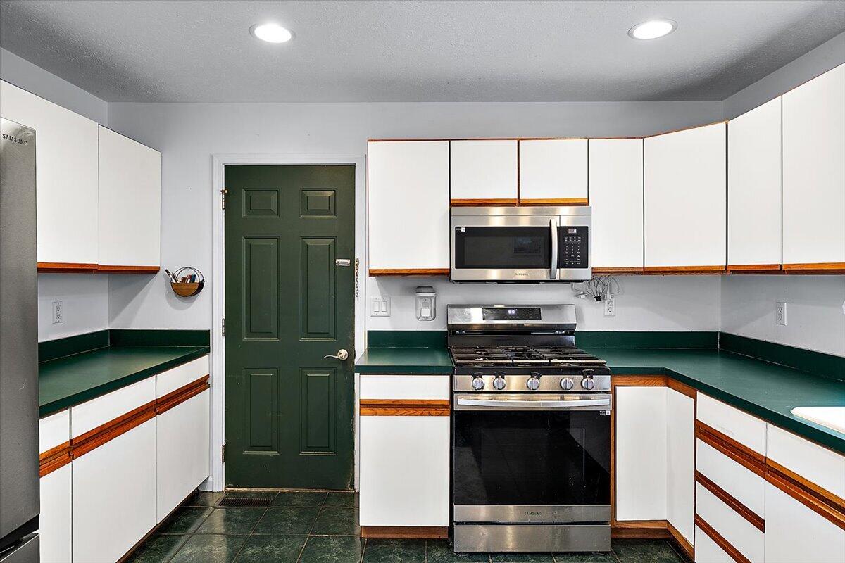 1491 Country Knoll Place, St. Joseph