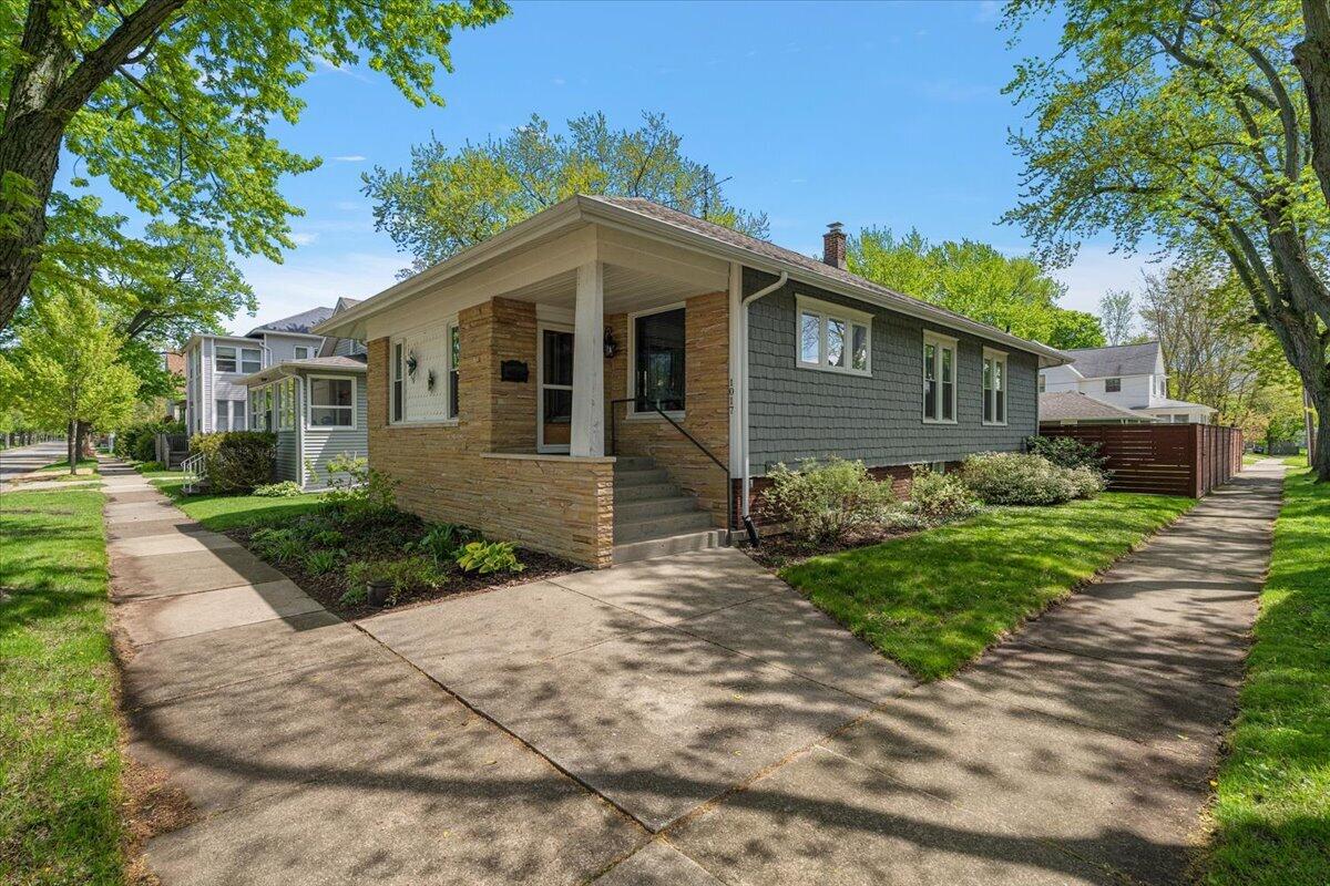 1017 Court Street, St. Joseph