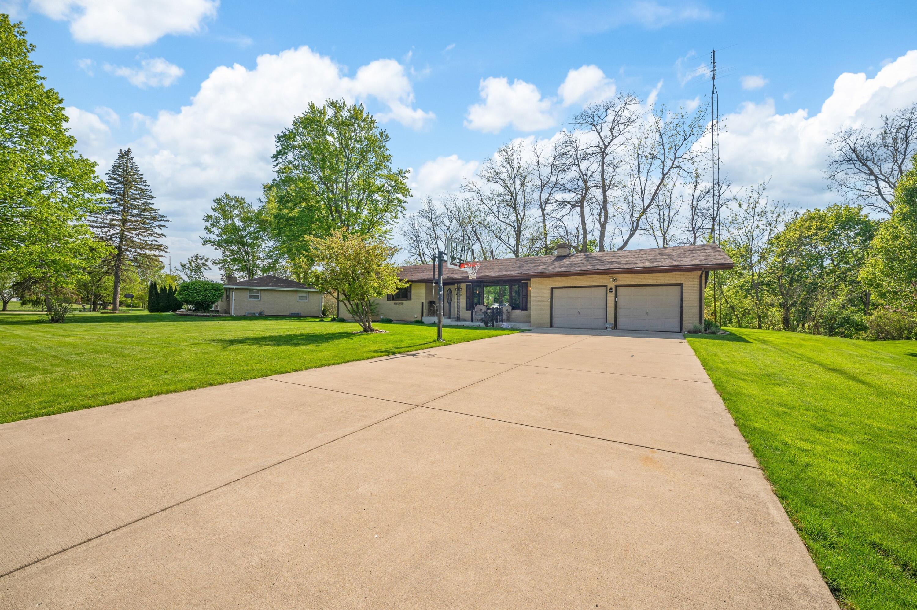 3014 W Bluffwood Terrace, St. Joseph
