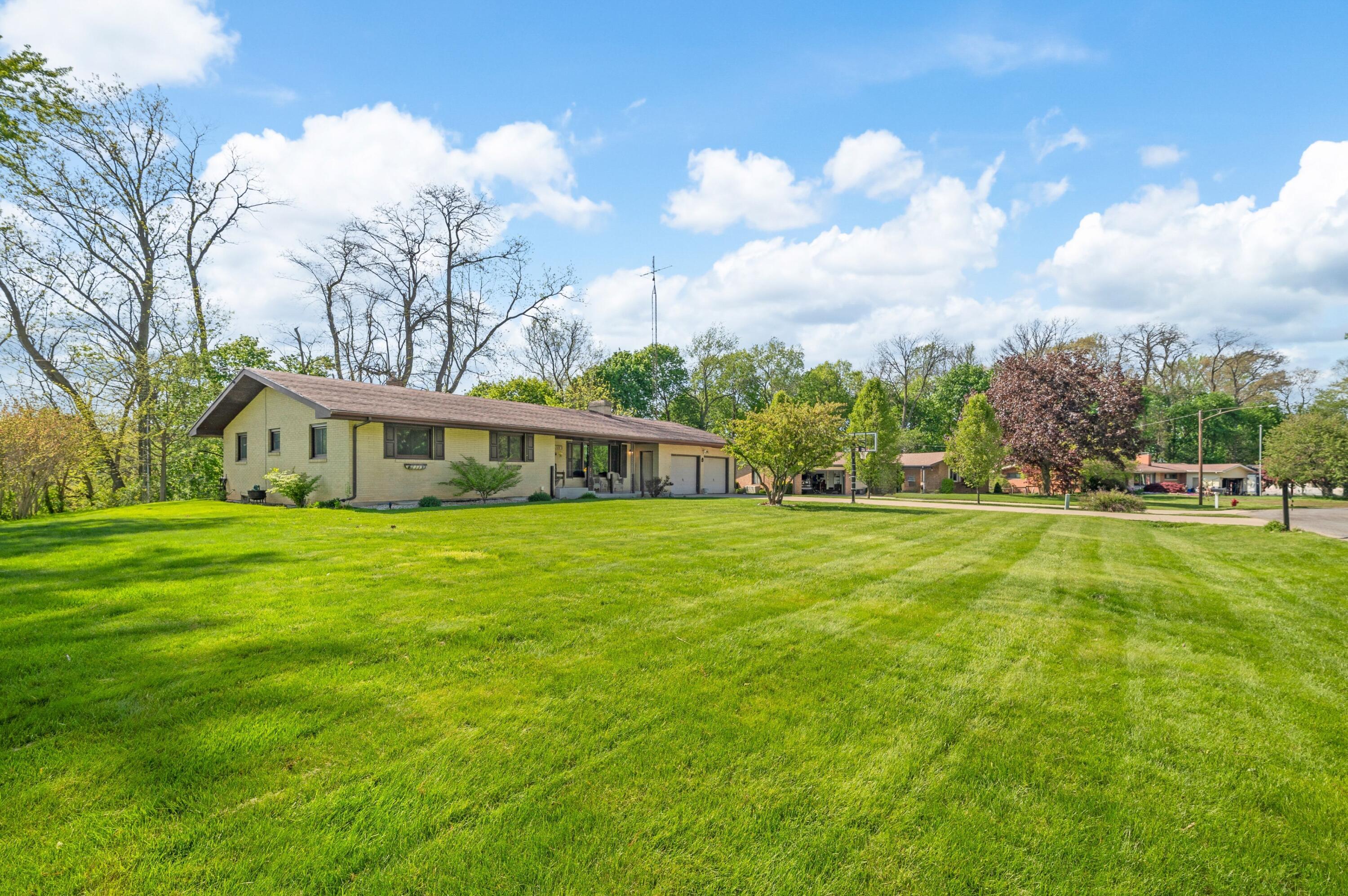 3014 W Bluffwood Terrace, St. Joseph