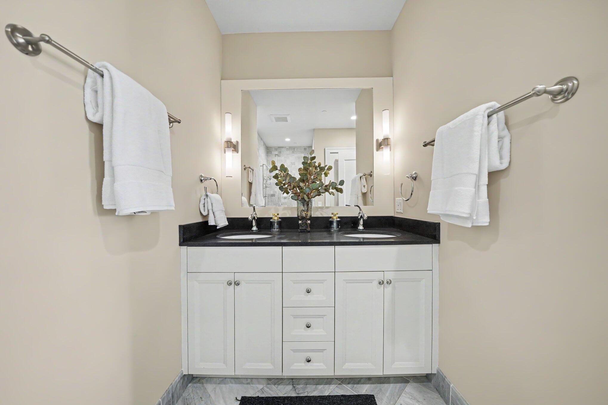 800 Whitwam Drive 13 & 13A, St. Joseph Unit: 13 & 13A