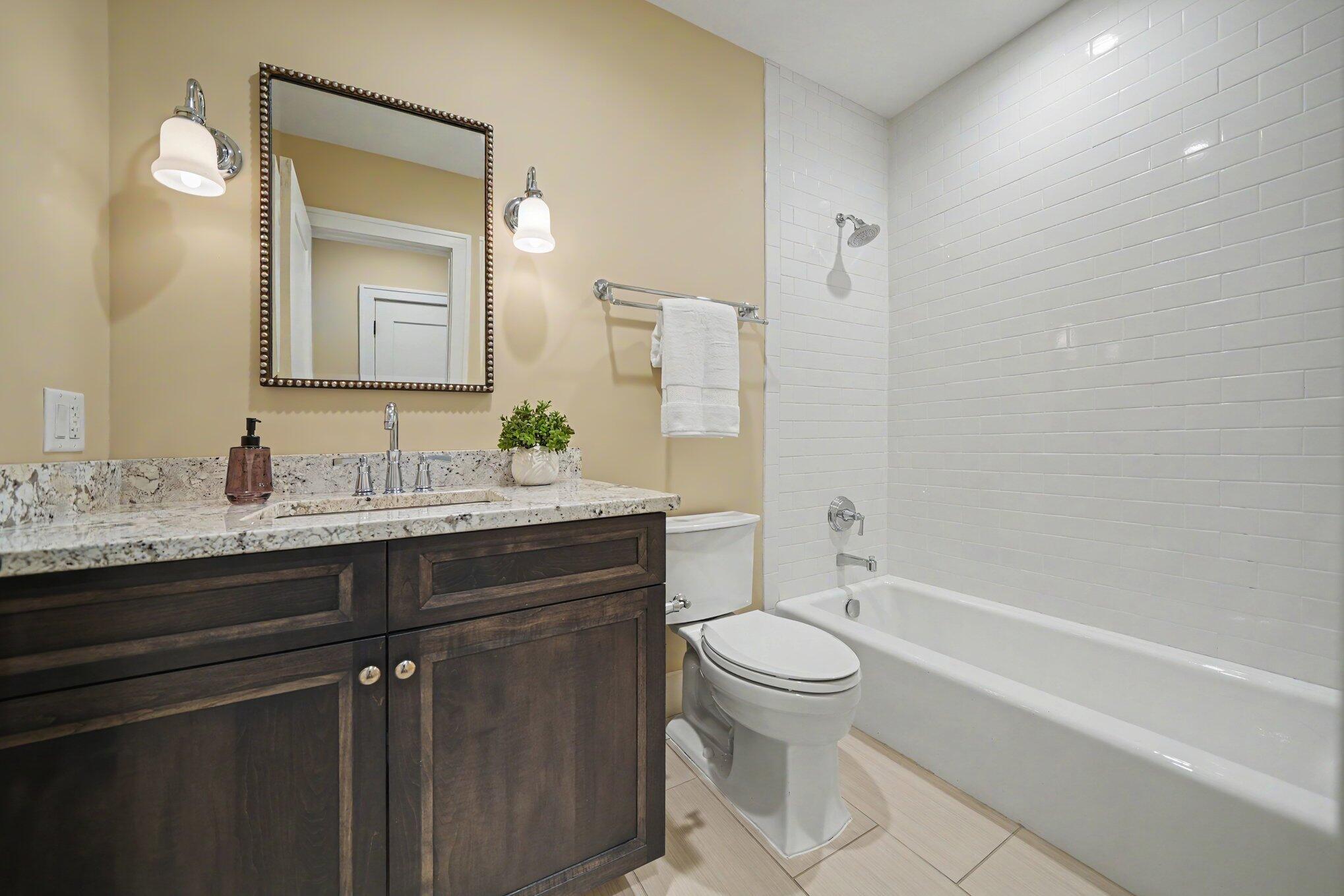 800 Whitwam Drive 13 & 13A, St. Joseph Unit: 13 & 13A