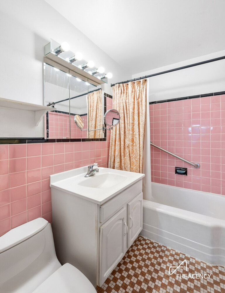 455 FDR Drive B1703/1704