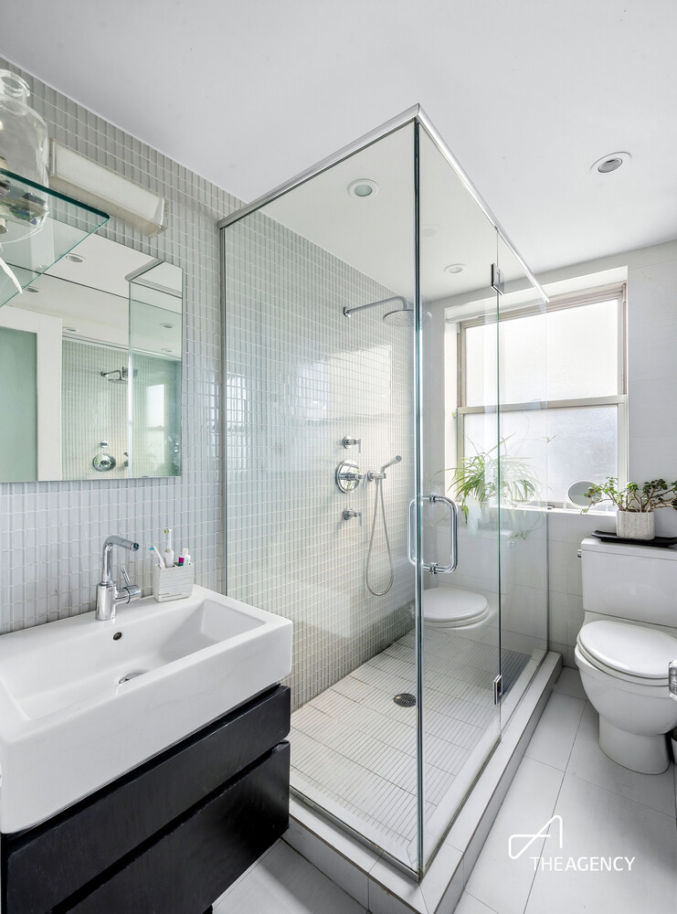 310 W 72ND Street 5F