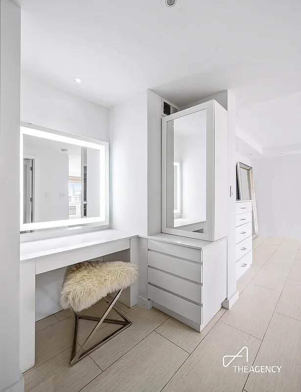 200 E 84TH Street 14ABC