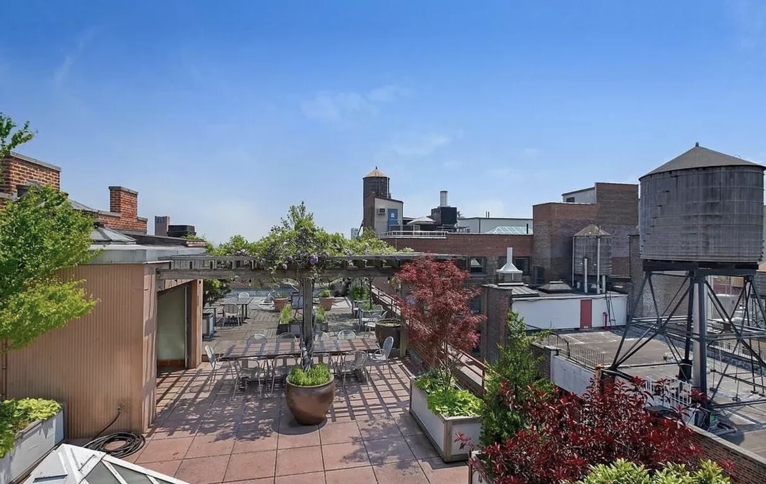 652 BROADWAY 6F