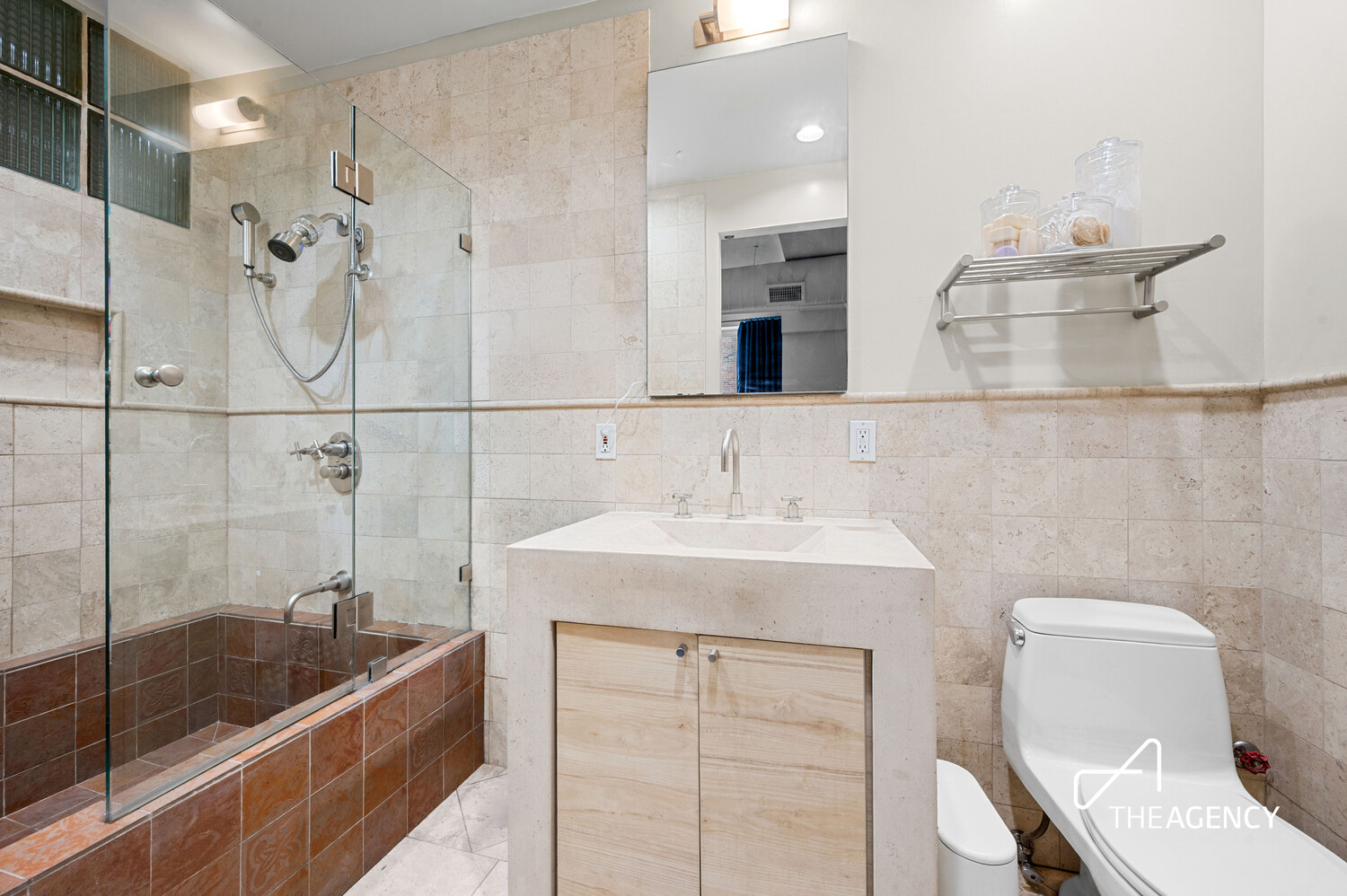652 BROADWAY 6F